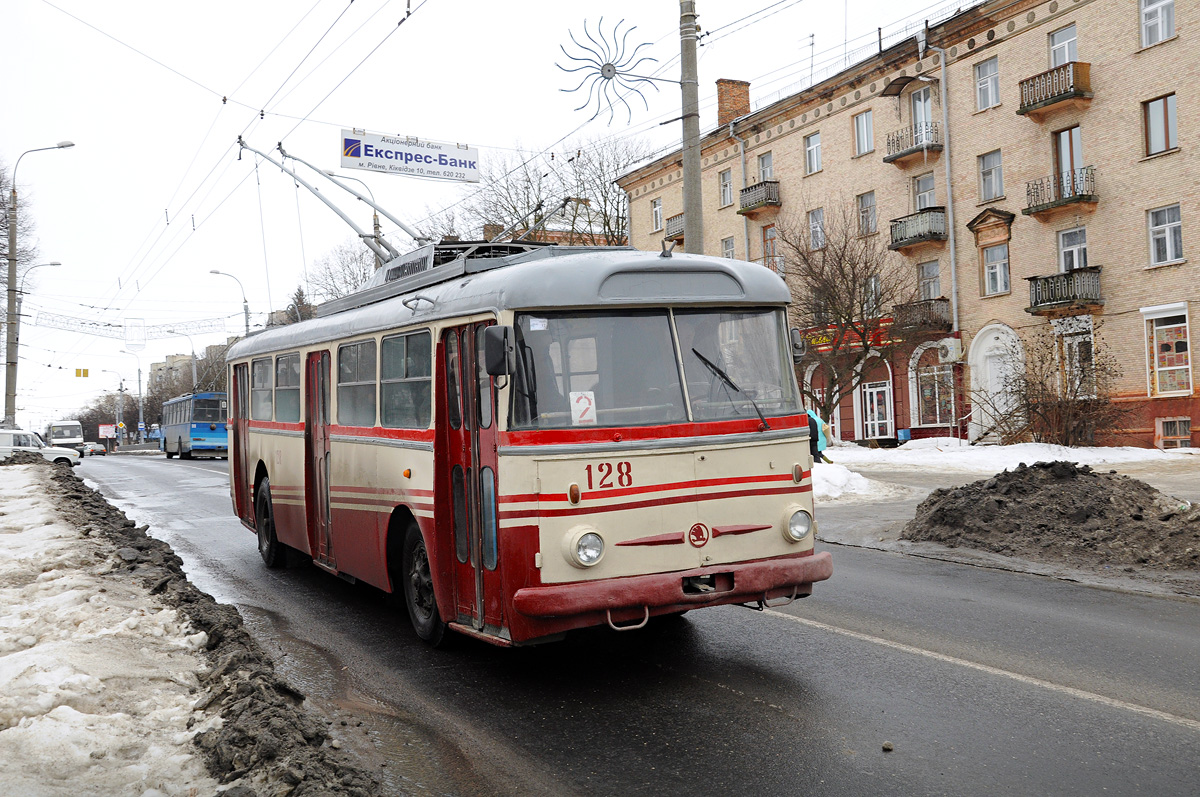 Ровно, Škoda 9TrHT28 № 128