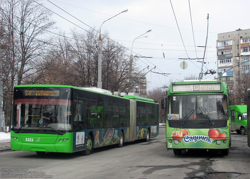 Charkiw, LAZ E301D1 Nr. 3223; Charkiw, ZiU-682G-016.02 Nr. 2351