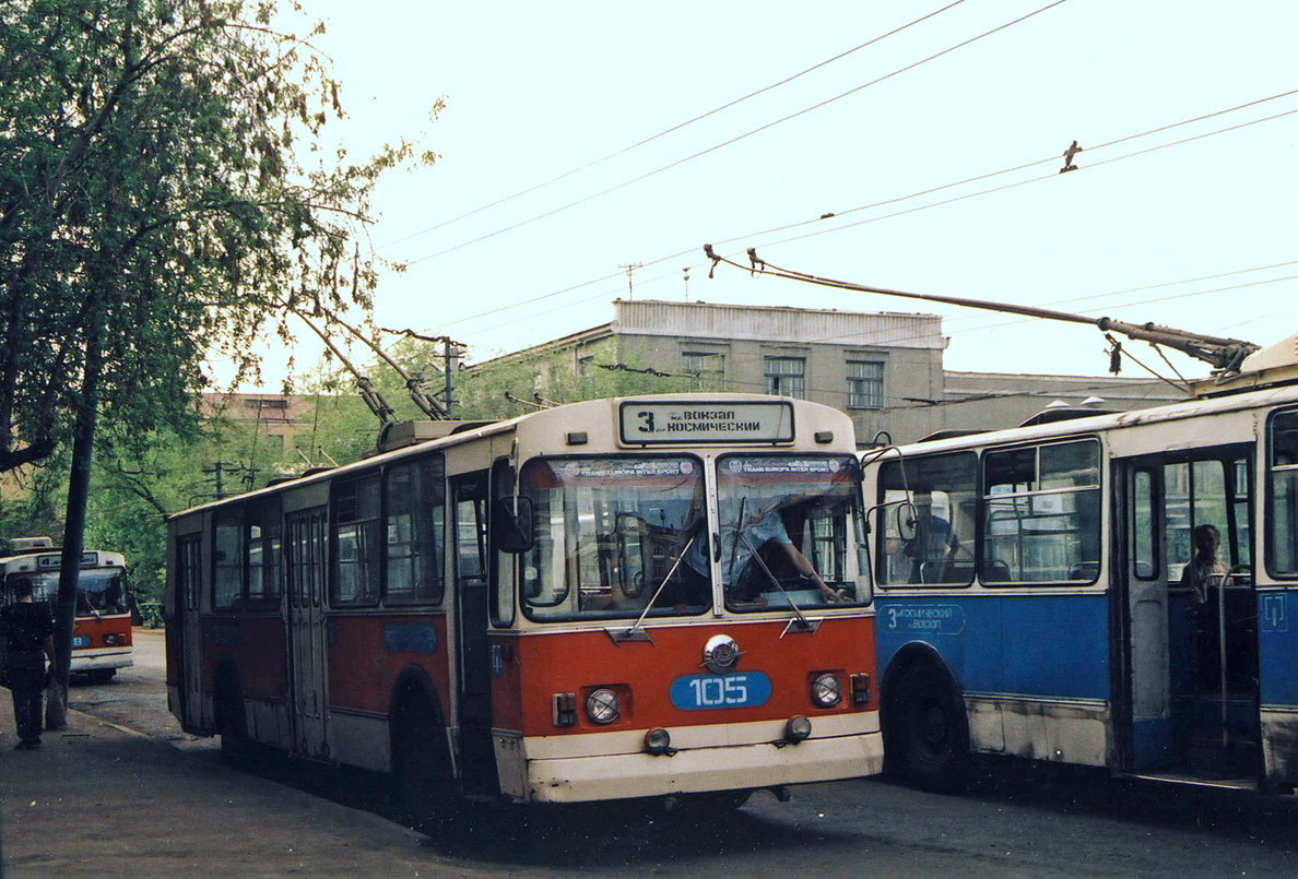 Омск, ЗиУ-682В-012 [В0А] № 105