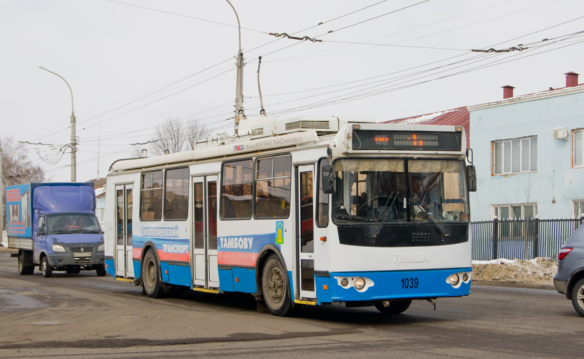 Tambov, ZiU-682G-016.04 N°. 1039