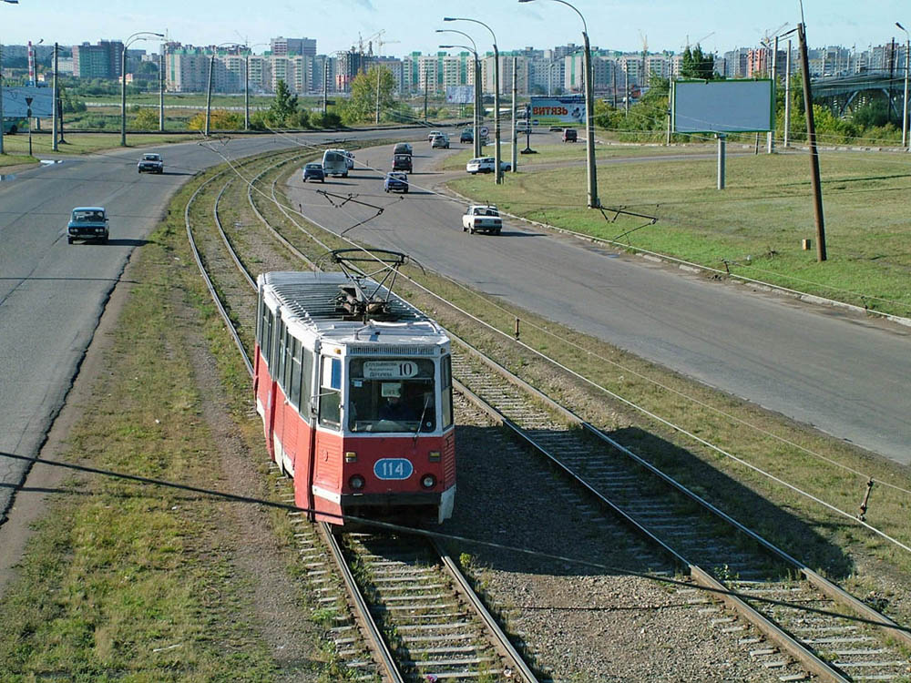 Омськ, 71-605 (КТМ-5М3) № 114; Омськ — Трамвайні лінії — Лівобережжя / 10-й маршрут (демонтовано) Омськ, 71-605 (КТМ-5М3) № 114; Омськ — Трамвайні лінії — Лівобережжя / 10-й маршрут (демонтовано)
