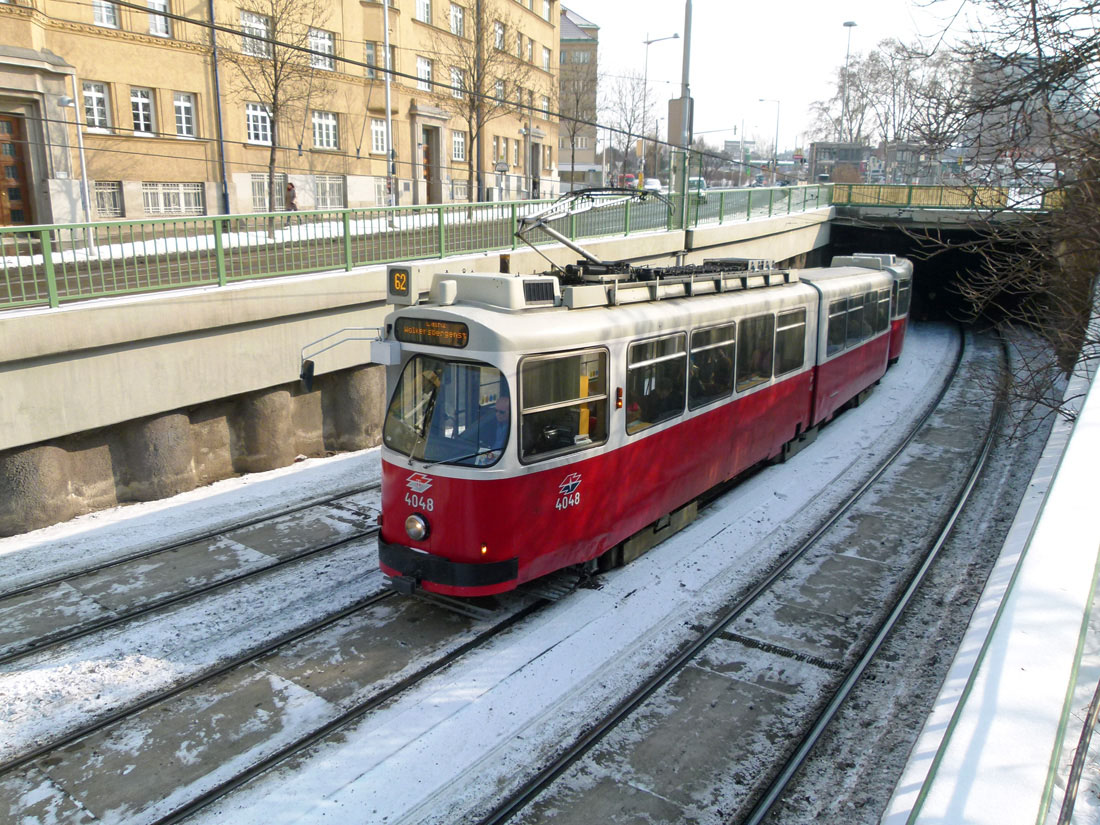 Vienna, SGP Type E2 № 4048; Vienna — Undeground Light Rail — USTRABA (Unterpflasterstrassenbahn)