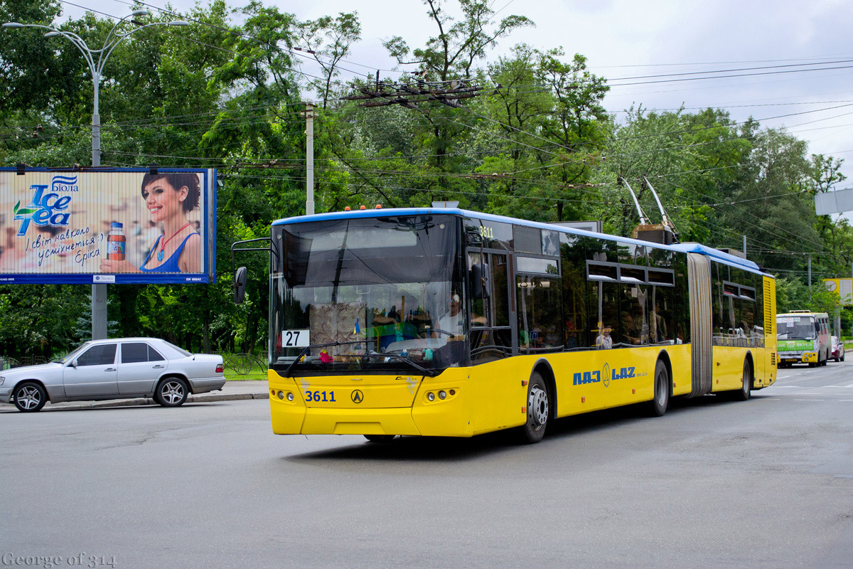 Kijev, LAZ E301D1 — 3611