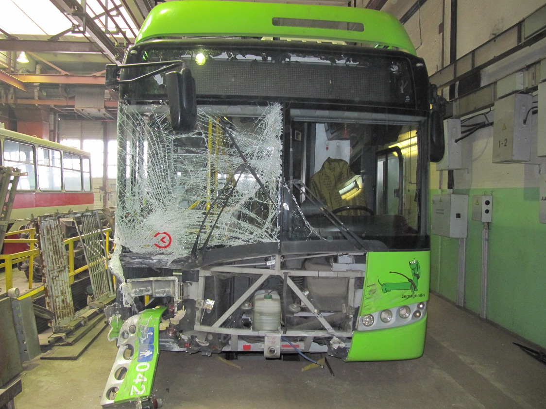 Каунас, Solaris Trollino III 12 AC № 042