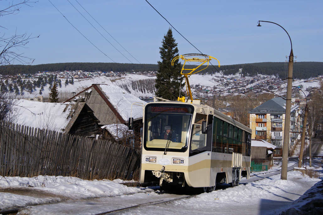 Oulianovsk, 71-619А-01 N°. 1262; Oust-Katav — New cars