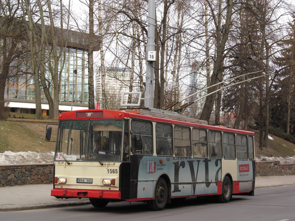Вильнюс, Škoda 14Tr11/6 № 1565