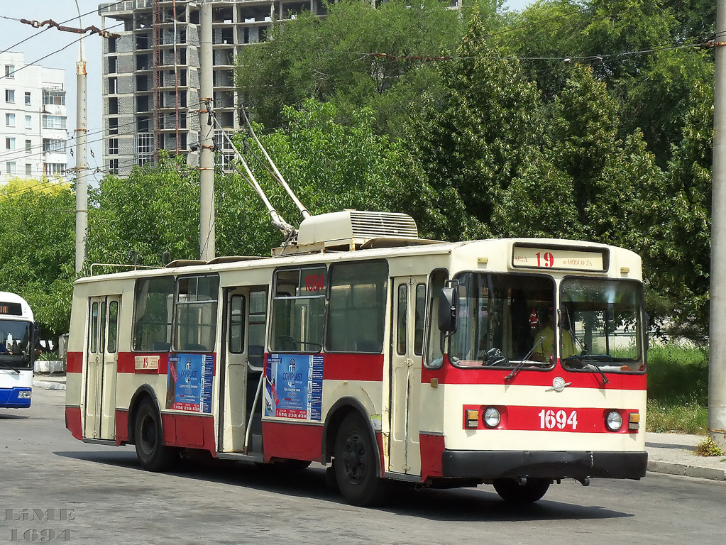 Кишинёв, ЗиУ-682В [В00] № 1694