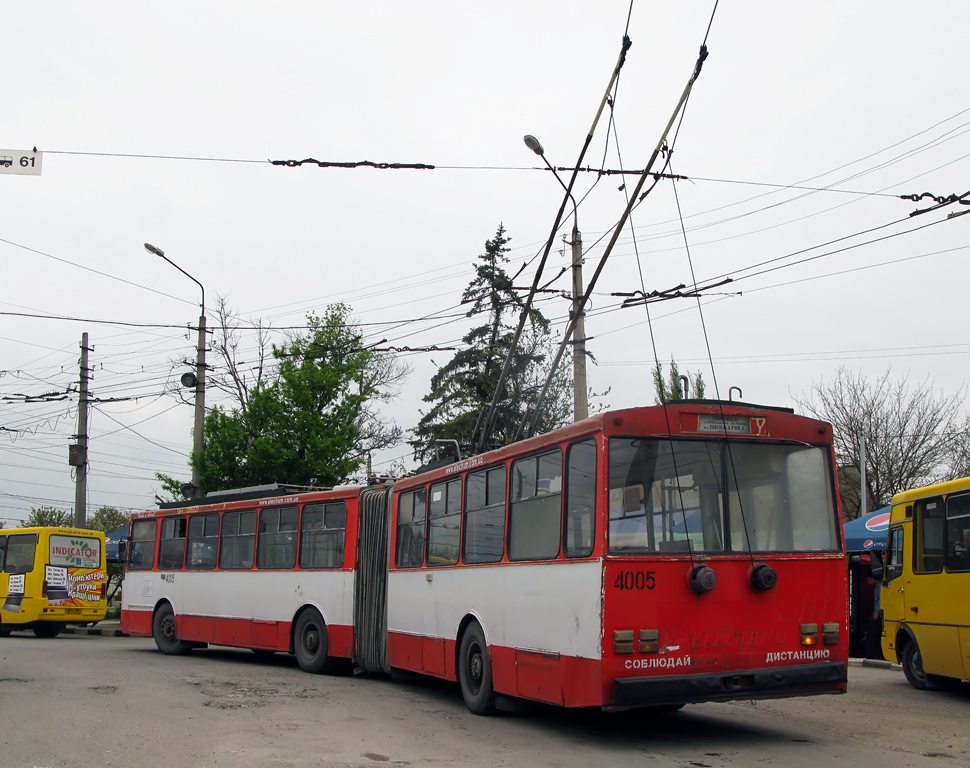 Крымский троллейбус, Škoda 15Tr02/6 № 4005