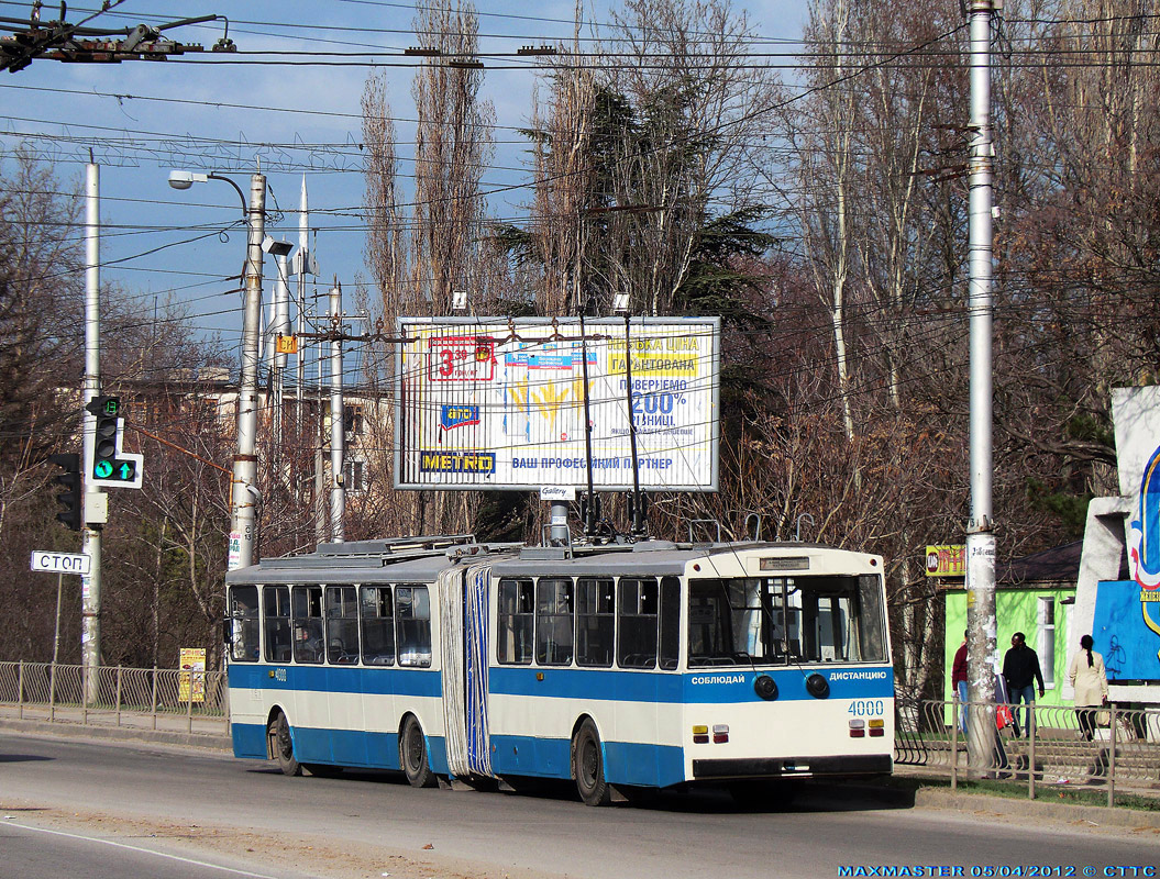 Крымский троллейбус, Škoda 15Tr02/6 № 4000