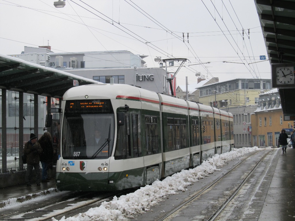 Augsburg, Bombardier CF8 Br. 887