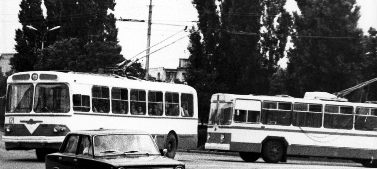 Краснодар, ЗиУ-5Д № 121