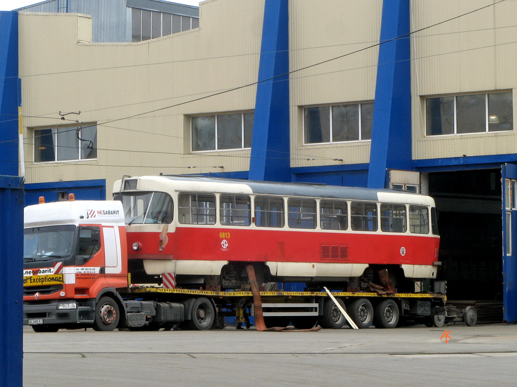 Kijiva, Tatra T3 № 6813