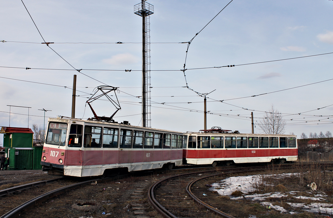 Нижний Тагил, 71-605А № 107; Нижний Тагил, 71-605А № 109