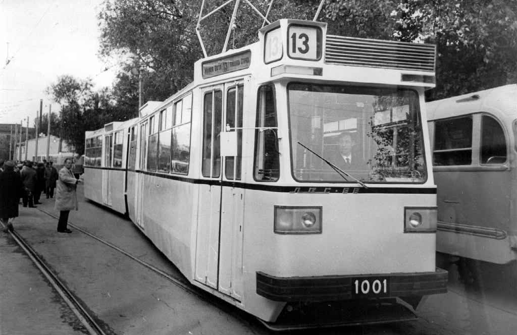 Санкт-Петербург, ЛВС-66 № 1001