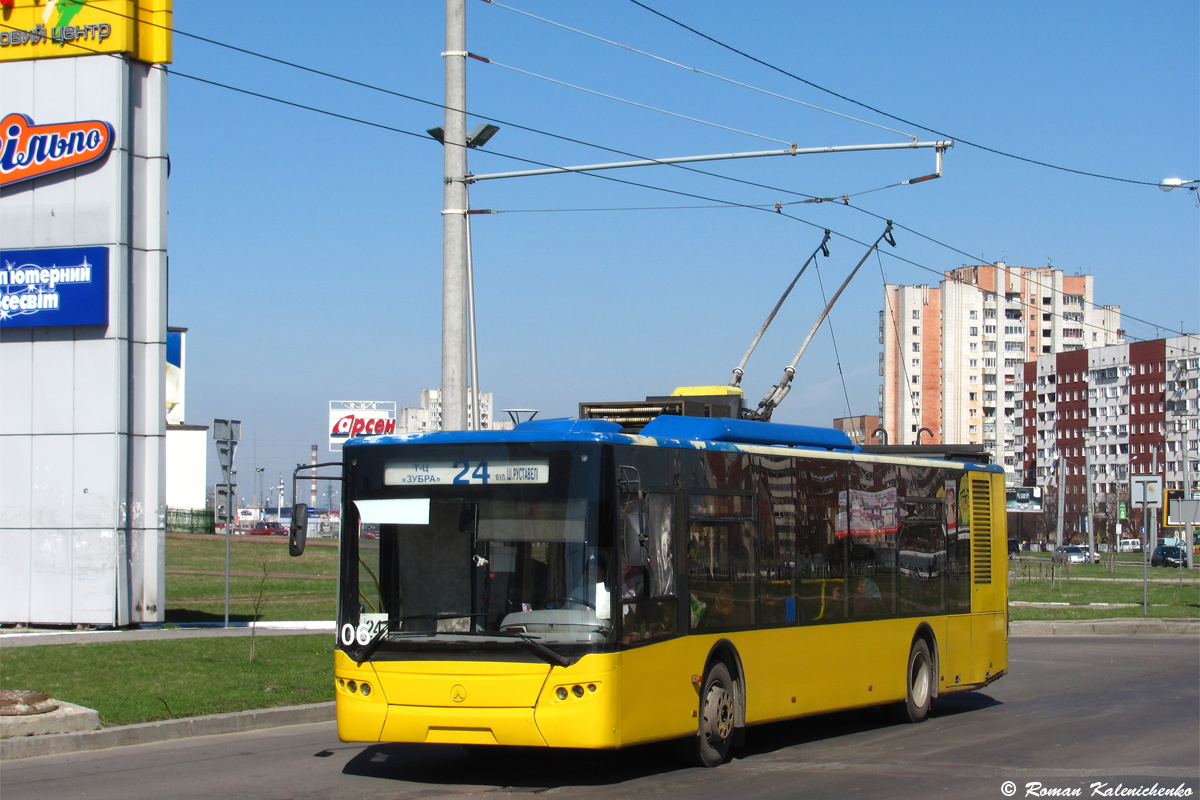 Львов, ЛАЗ E183D1 № 106