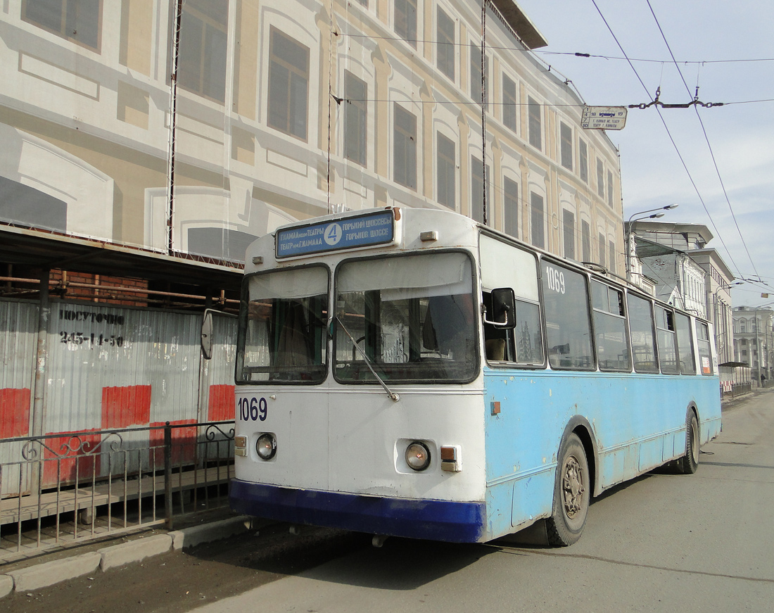 Казань, ЗиУ-682Г [Г00] № 1069