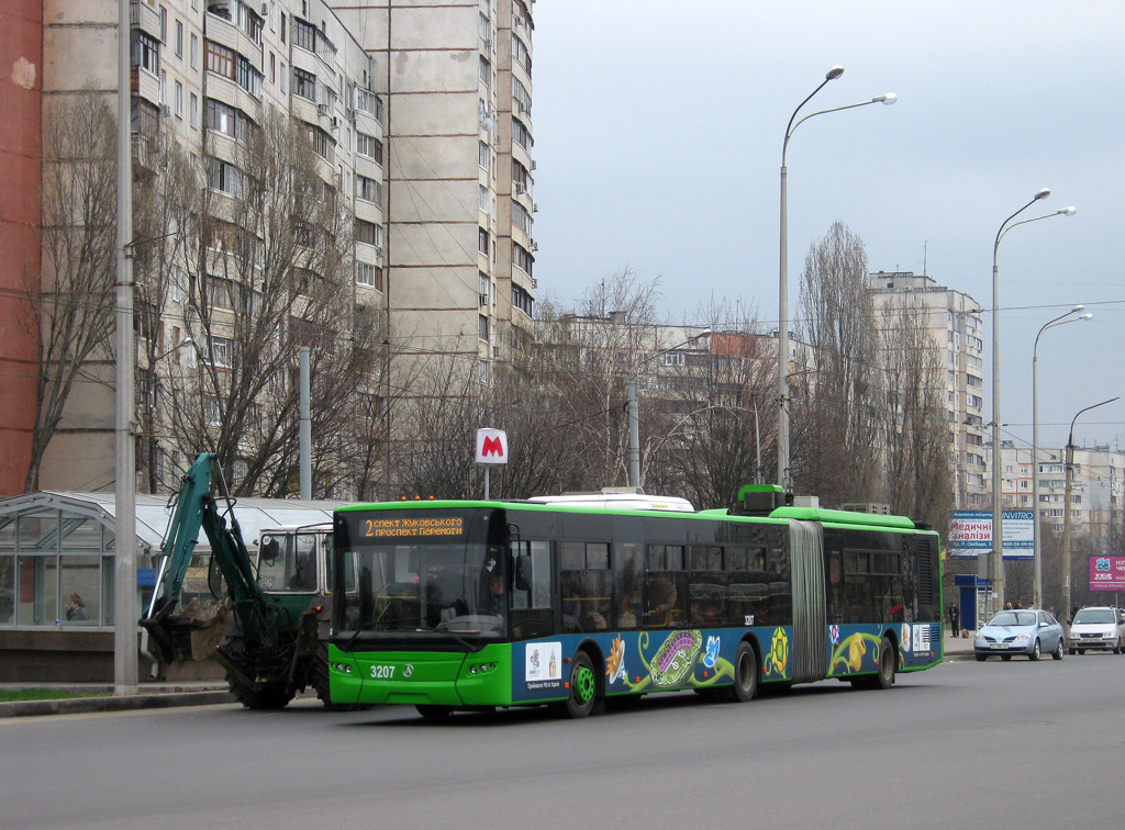Харьков, ЛАЗ E301D1 № 3207