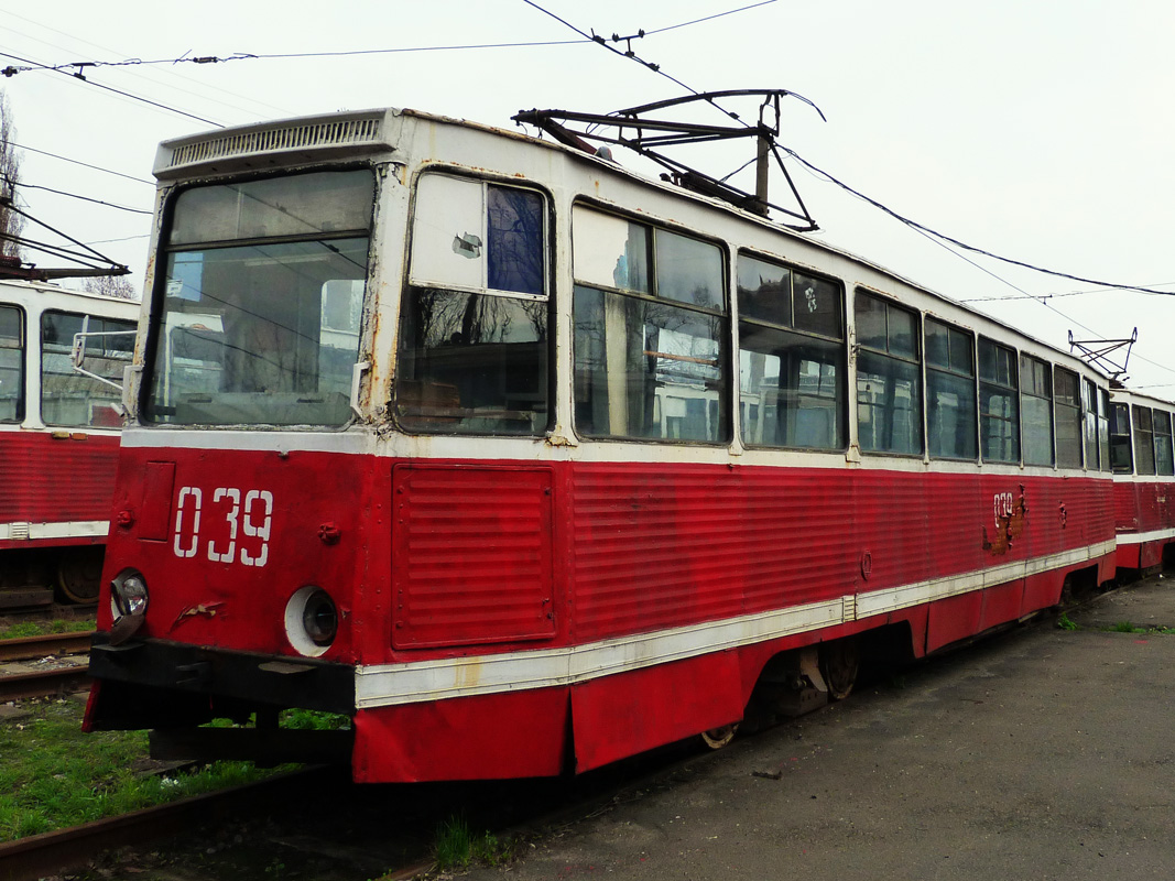 Авдеевка, 71-605 (КТМ-5М3) № 039; Авдеевка — Трамвайный парк
