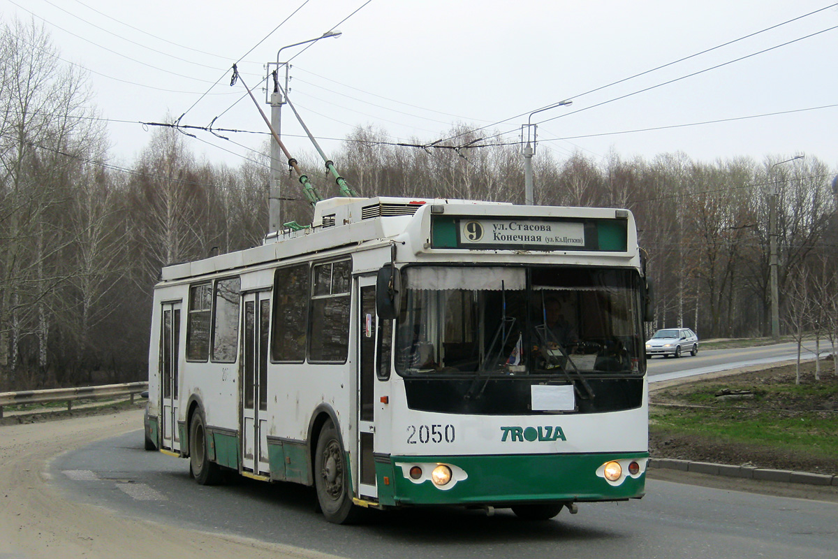 Пенза, ЗиУ-682Г-016.02 № 2050
