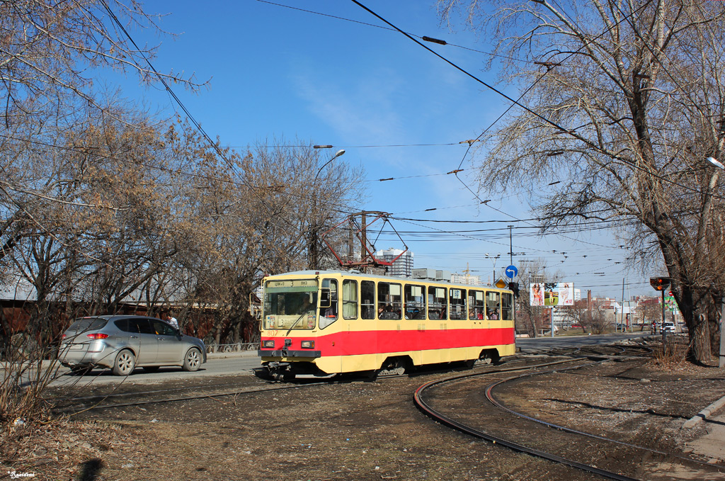 Екатеринбург, 71-402 № 807