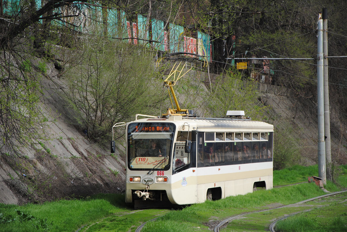 Ростов-на-Дону, 71-619КУ № 066