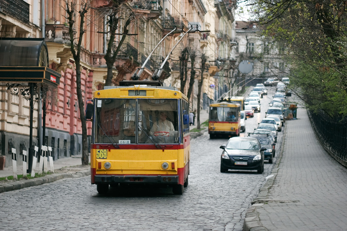 Lviv, Škoda 14Tr89/6 # 569