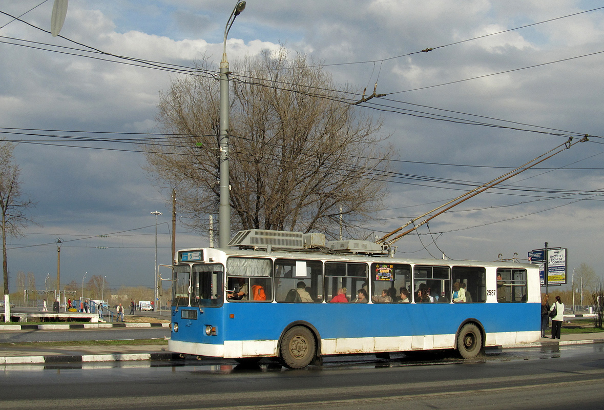 Ņižņij Novgorod, Nizhtroll (ZiU-682G) № 2587