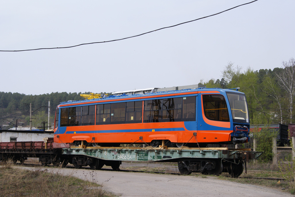 Пермь, 71-623-00 № 592; Усть-Катав — Новые вагоны