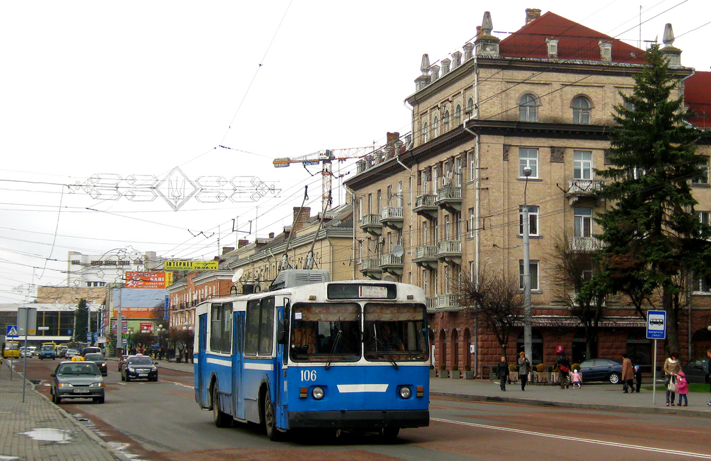Луцк, ЗиУ-682В № 106