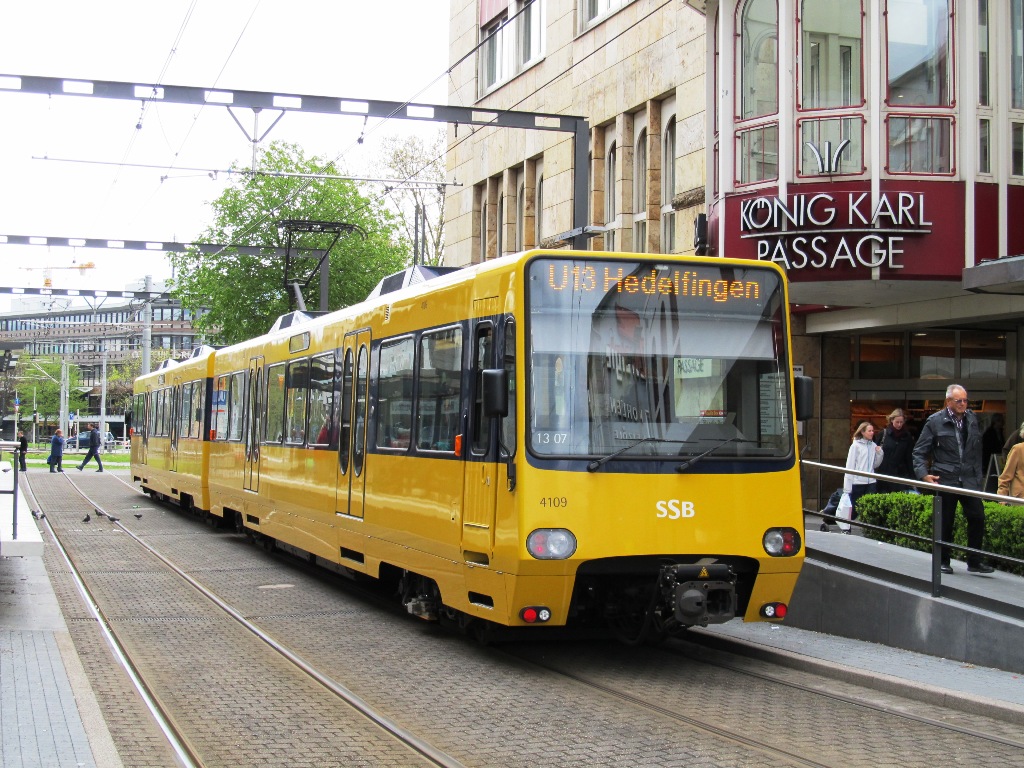 Штутгарт, Duewag DT8.S № 4109