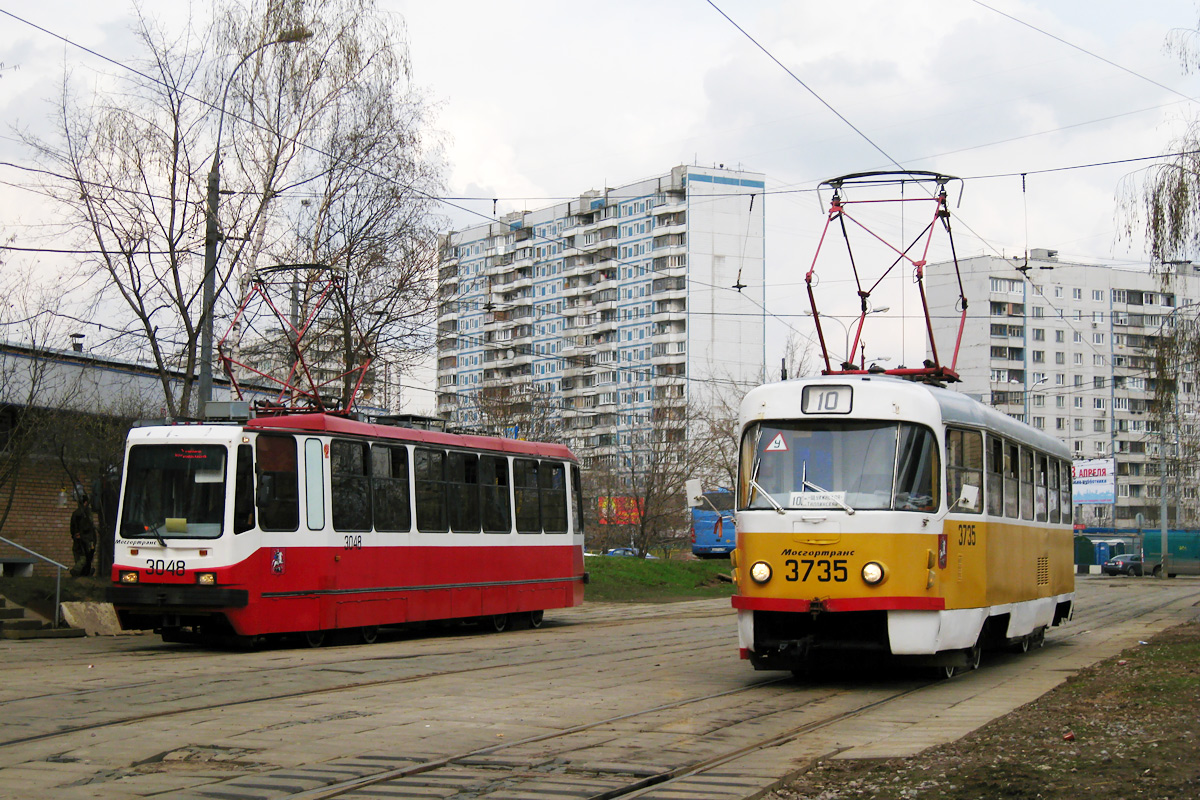 Moscow, 71-134A (LM-99AE) # 3048; Moscow, Tatra T3SU # 3735 Moscow, 71-134A (LM-99AE) # 3048; Moscow, Tatra T3SU # 3735