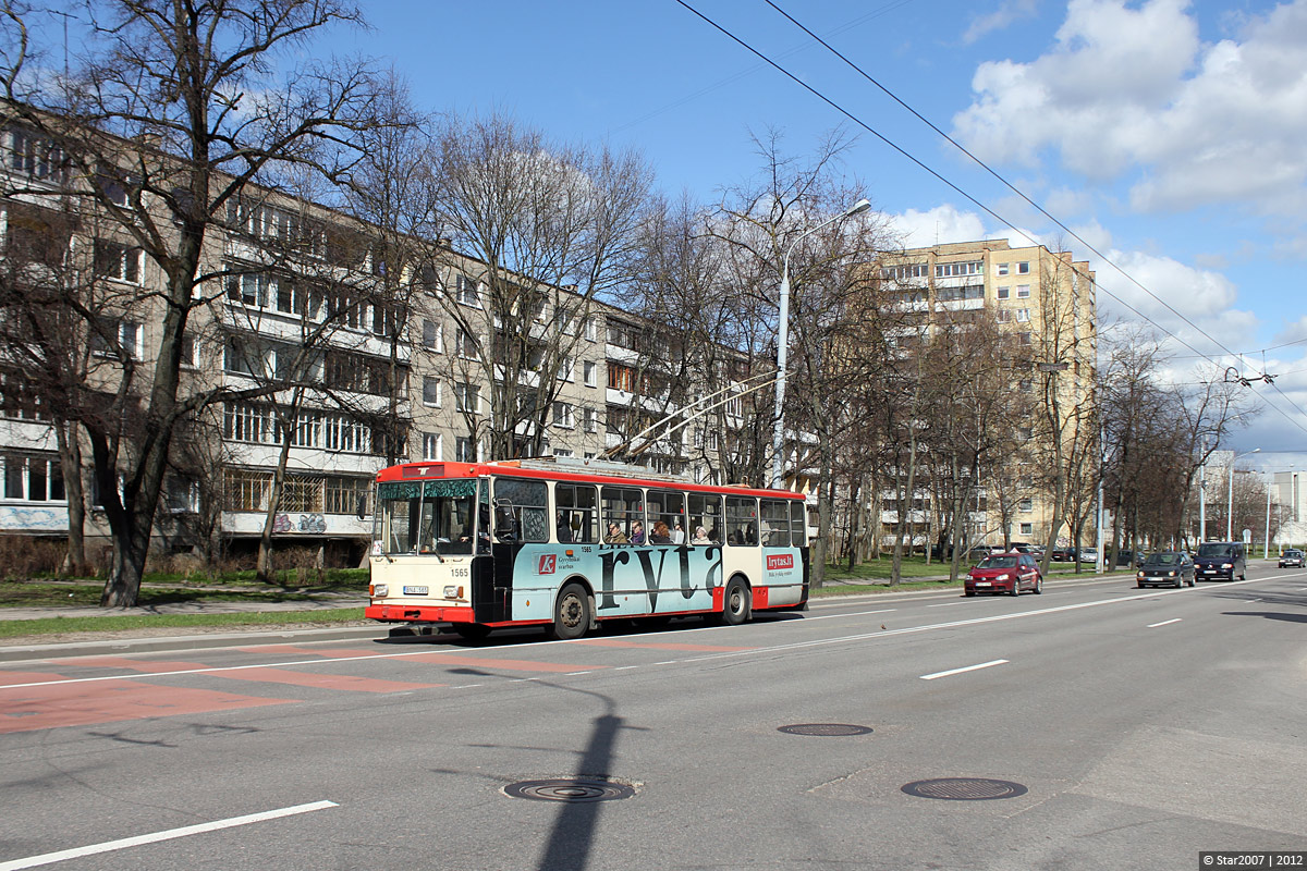 Вильнюс, Škoda 14Tr11/6 № 1565