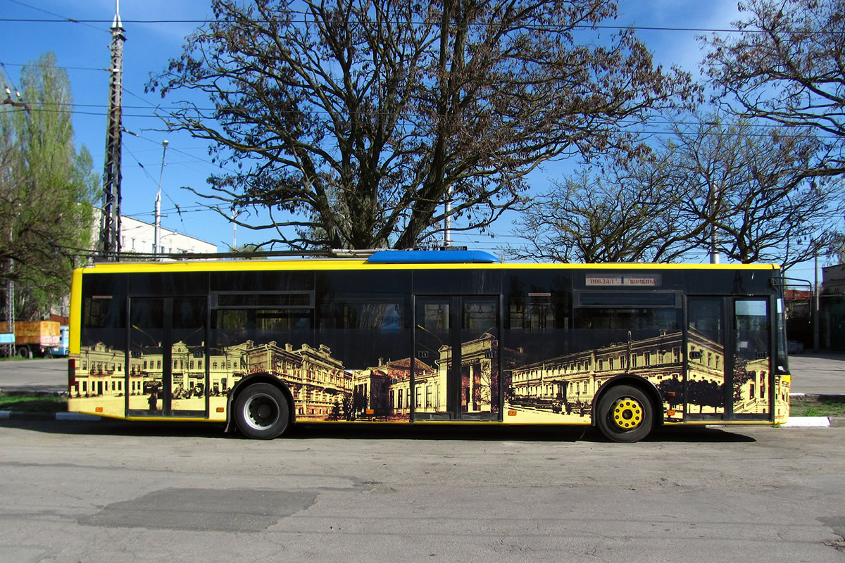 Херсон, ЛАЗ E183D1 № 490