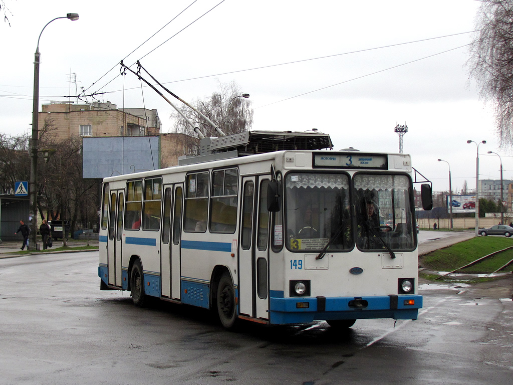 Ровно, ЮМЗ Т2 № 149