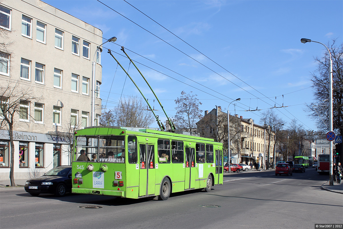 Каунас, Škoda 14Tr13/6 № 345