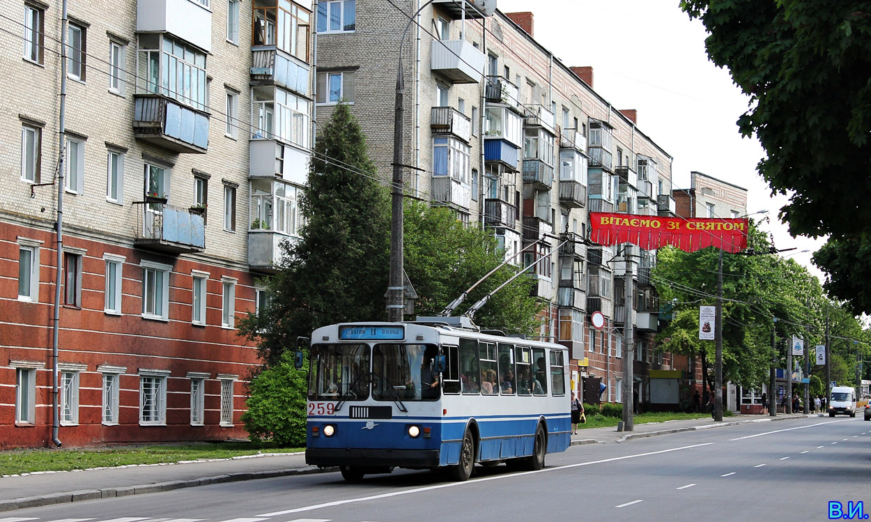 Hmelnyickij, ZiU-682G-016 (012) — 259