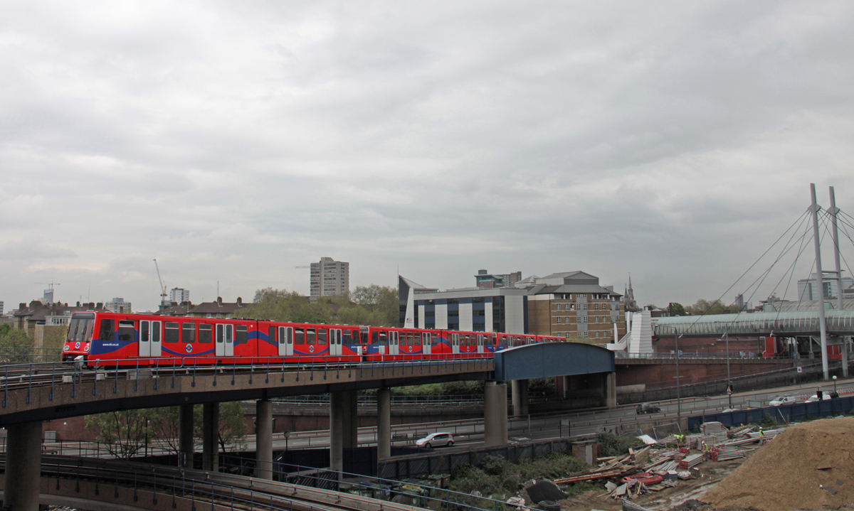 Лондон — Метрополитен — Подвижной состав