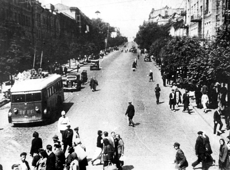 Киев, ЯТБ-1 № 12; Киев — Исторические фотографии