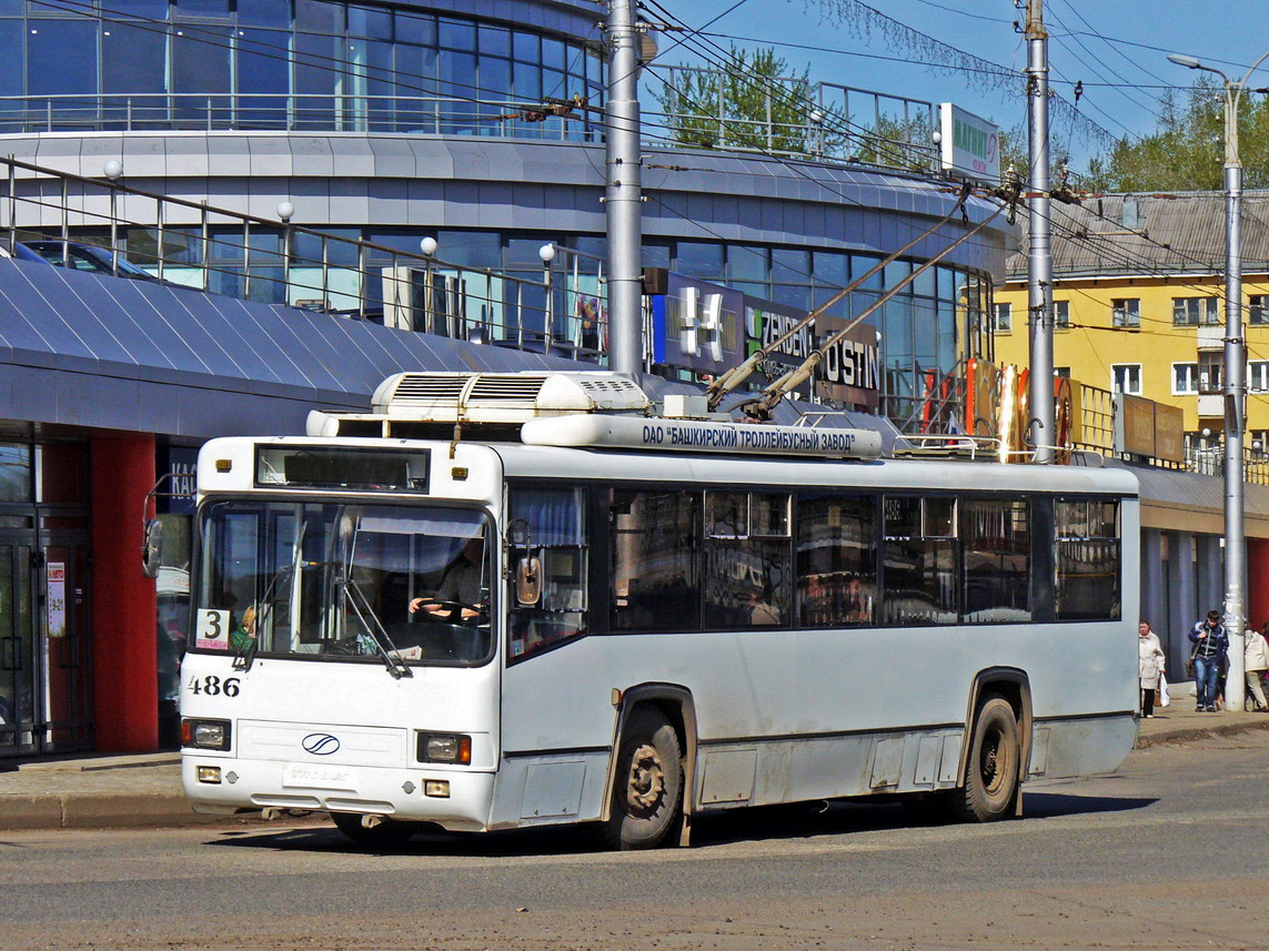 Киров, БТЗ-52764Р № 486