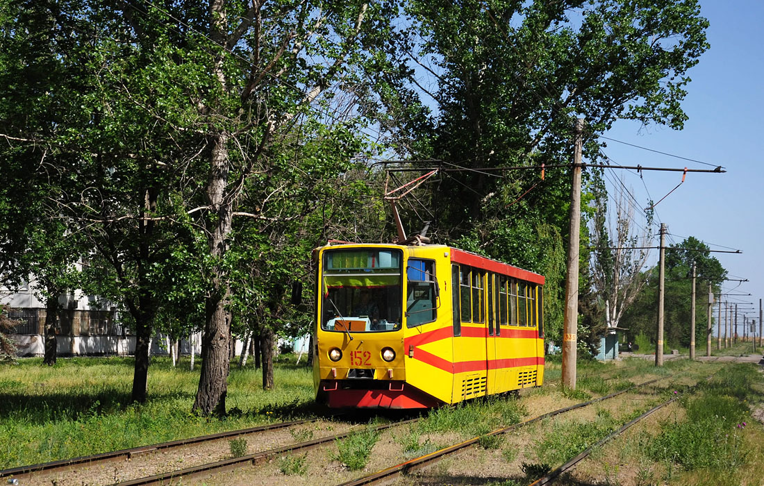 Волжский, 71-611 № 152