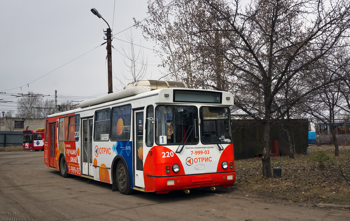 Хабаровск, БТЗ-5276-04 № 220