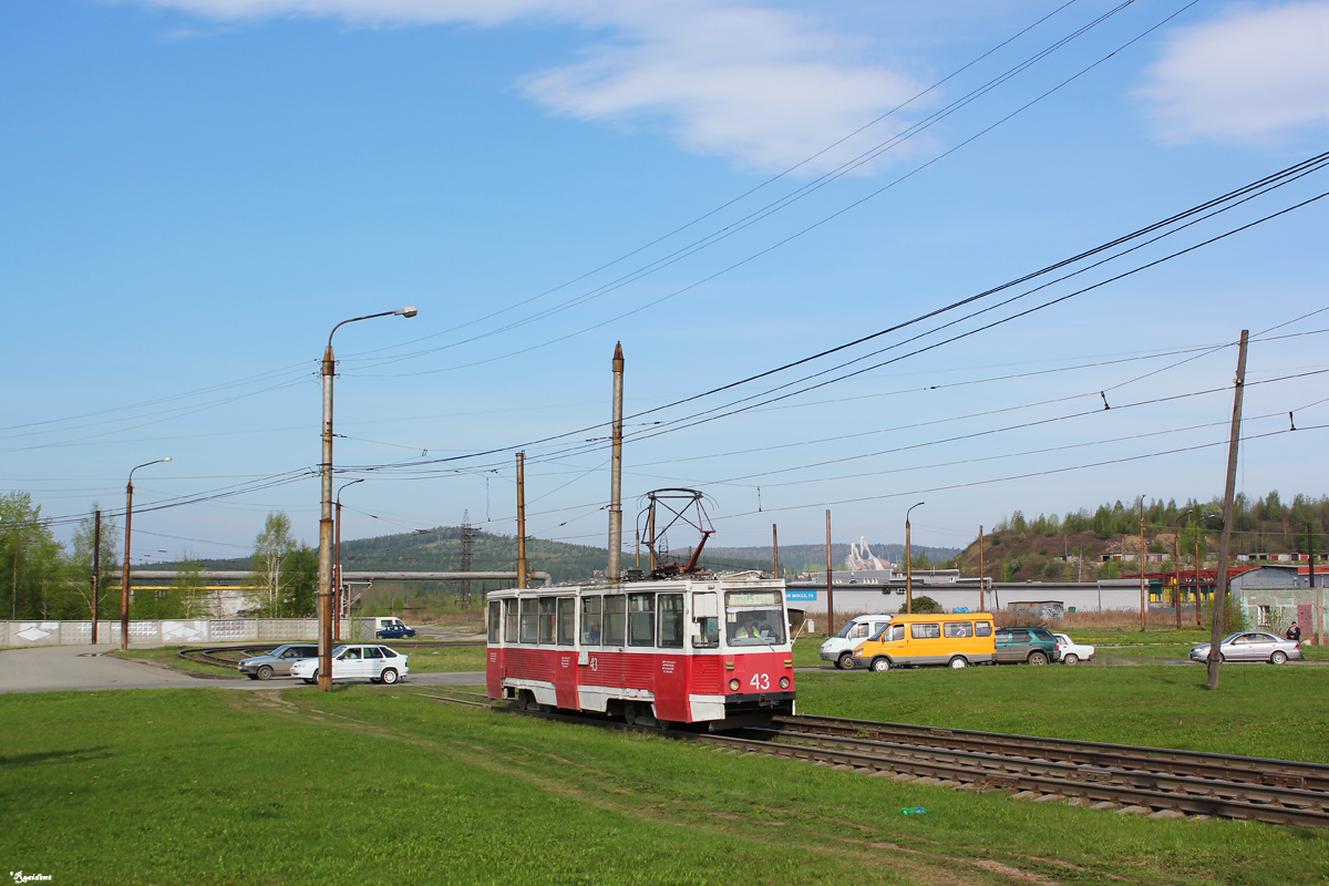 Nischni Tagil, 71-605 (KTM-5M3) Nr. 43