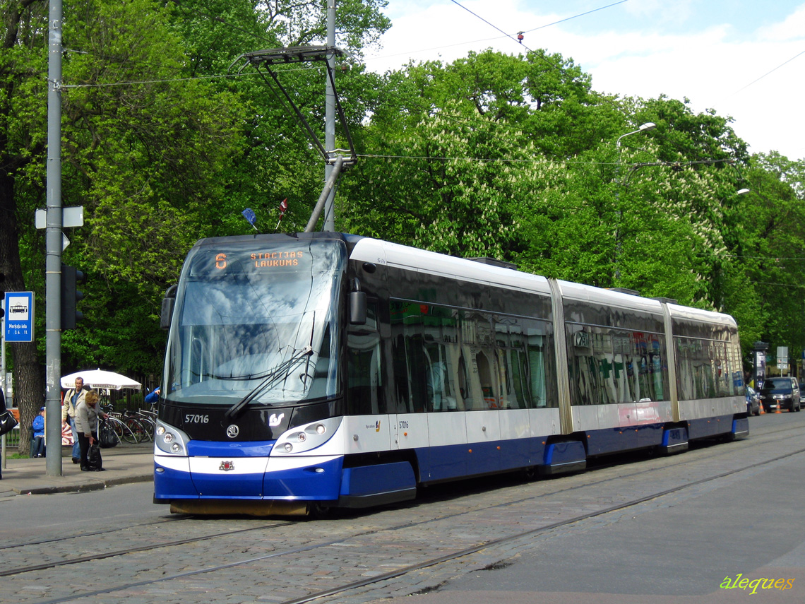 Рига, Škoda 15T ForCity Alfa Riga № 57016