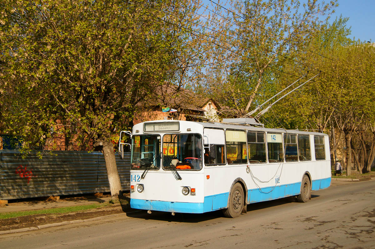 Екатеринбург, ЗиУ-682Г [Г00] № 142
