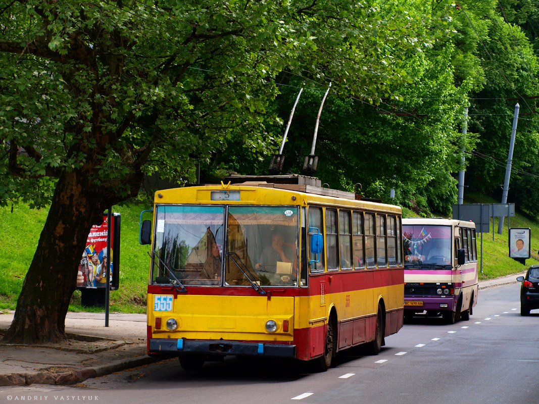 Львов, Škoda 14Tr89/6 № 555