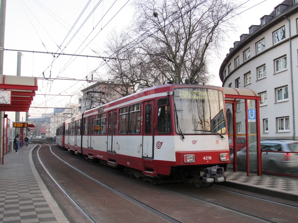 Дюссельдорф, Duewag B80D № 4216