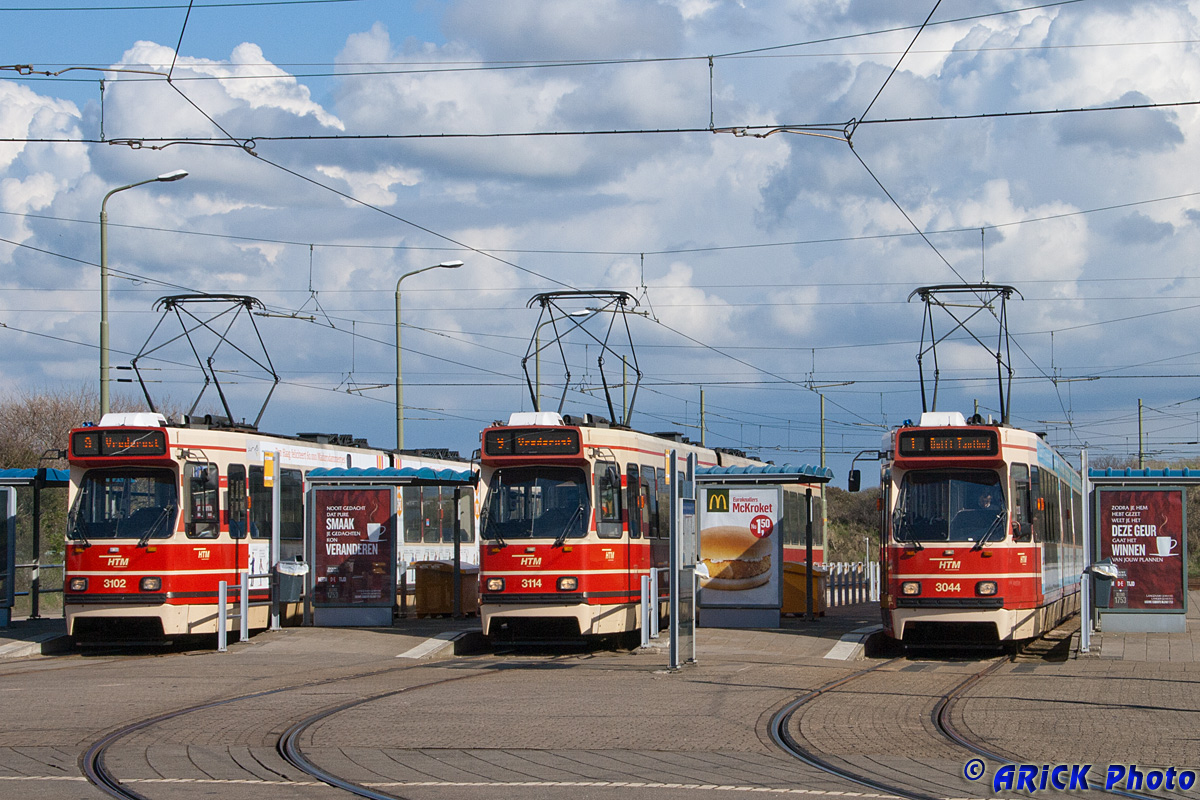 The Hague, BN GTL8-II # 3102; The Hague, BN GTL8-II # 3114; The Hague, BN GTL8-I # 3044