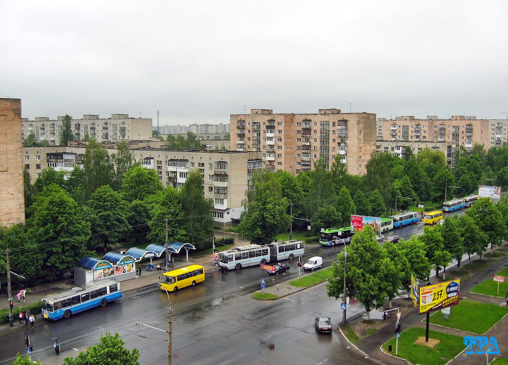 Луцк, ZiU-682V № 106; Луцк, YMZ T1 № 195; Луцк — Miscellaneous photo Луцк, ZiU-682V № 106; Луцк, YMZ T1 № 195; Луцк — Miscellaneous photo