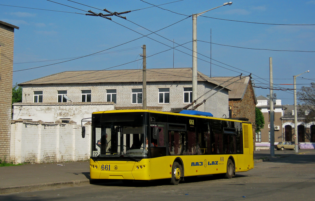 Krzywy Róg, LAZ E183D1 Nr 661