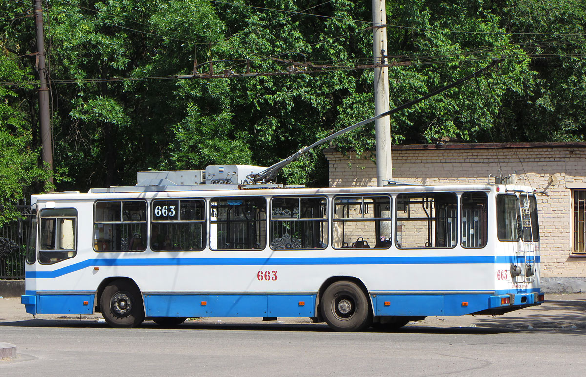 Кривой Рог, ЮМЗ Т2 мод. 7 № 663